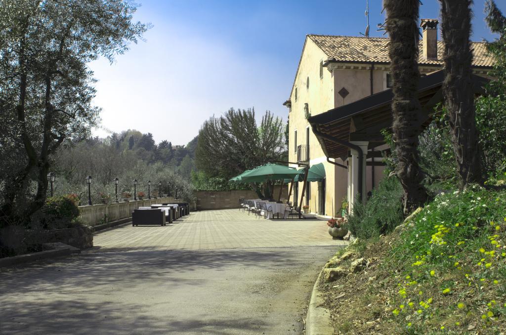 Locanda Degli Ulivi アルクニャーノ エクステリア 写真
